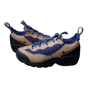 Nike ACG air mada shoes